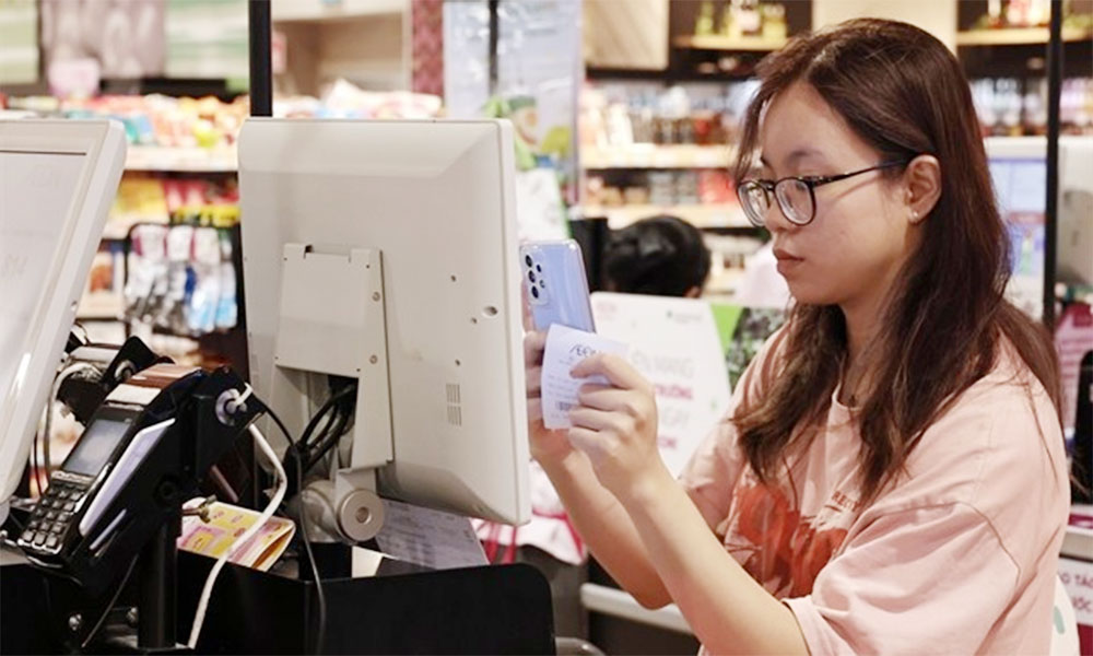 2025 cashless payment value nearly 28 times GDP